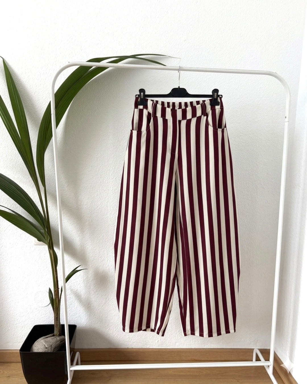 Pantalón Gina Burdeos