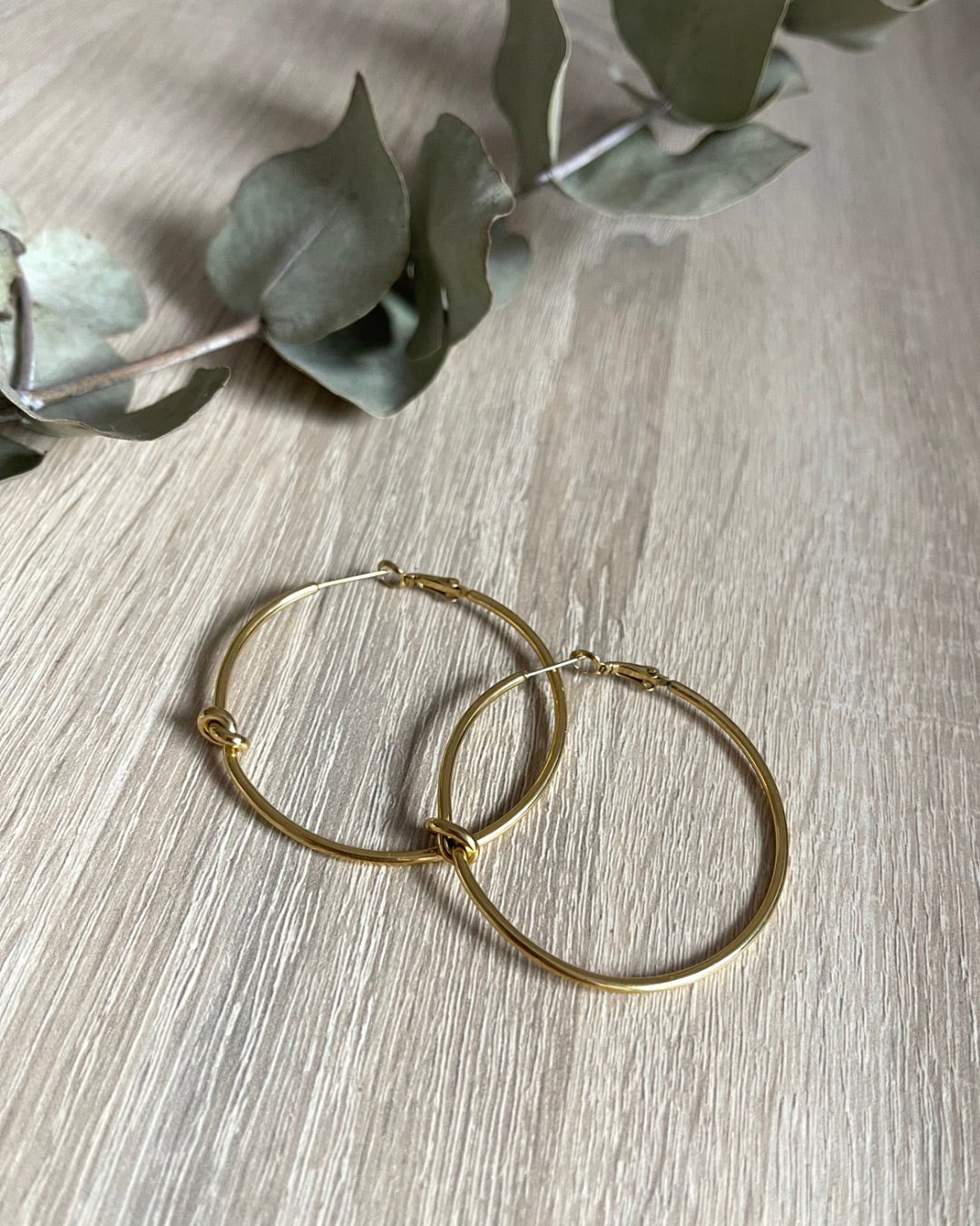 Pendientes Nudo Dorado