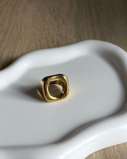 Anillo Mora