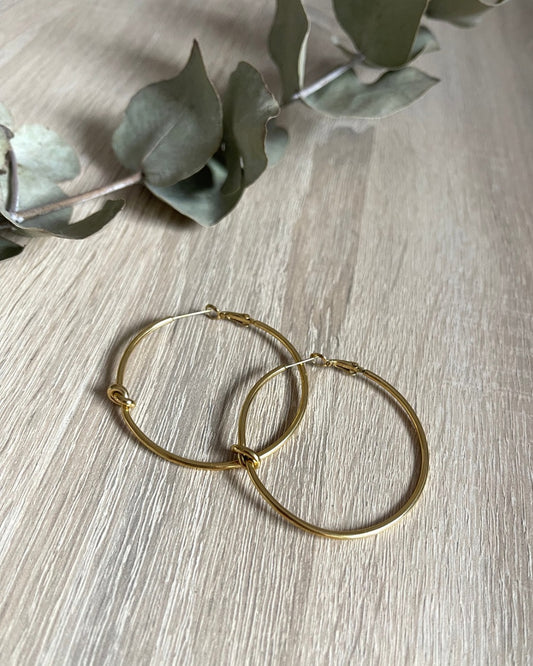 Pendientes Nudo Dorado